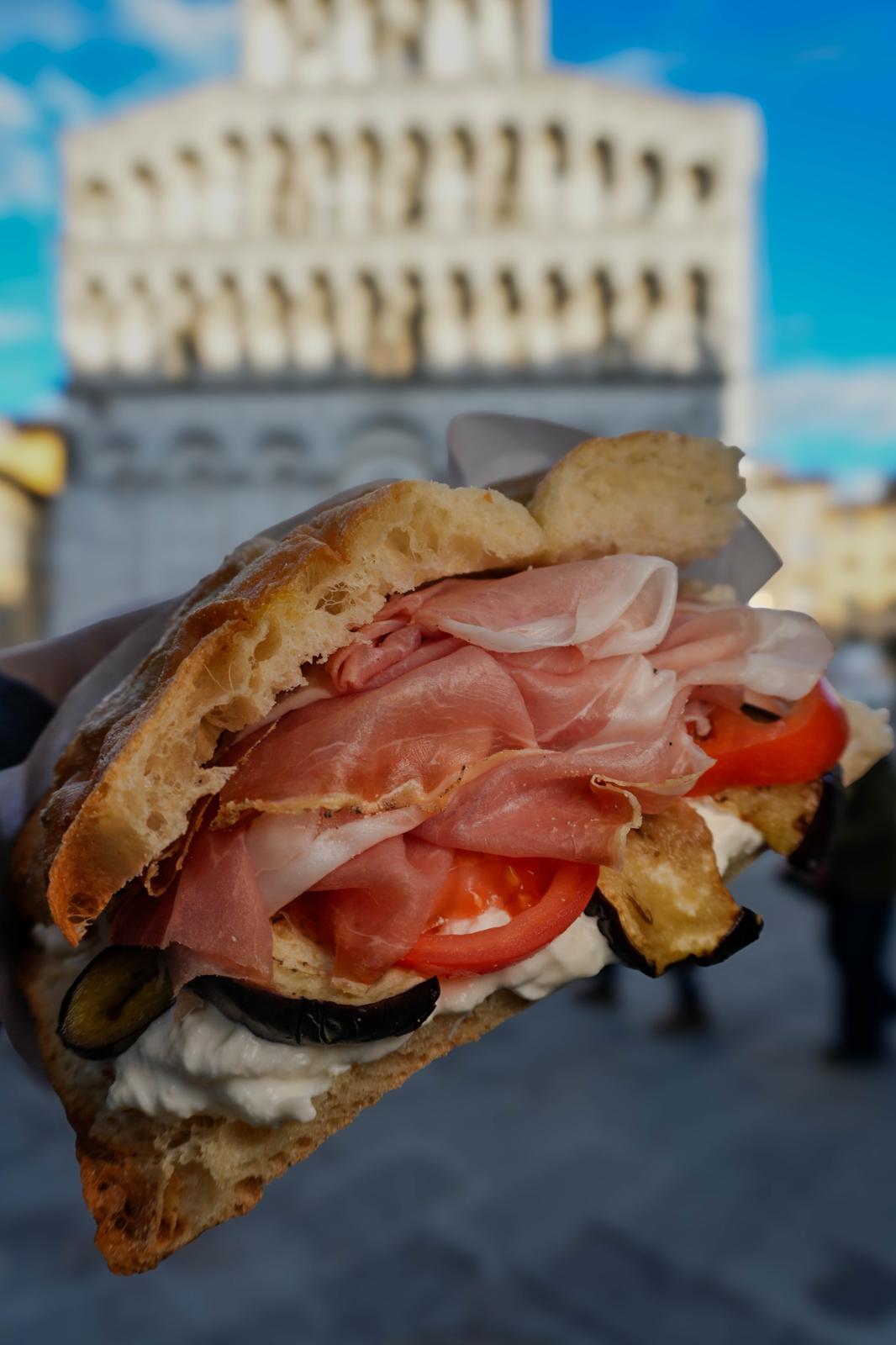Schiacciata con melanzane